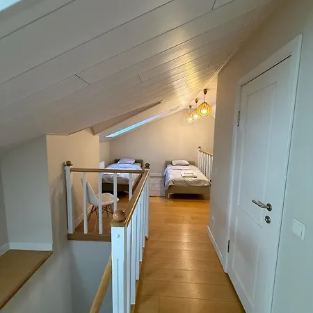 Uus 30