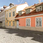 Uus 30 *